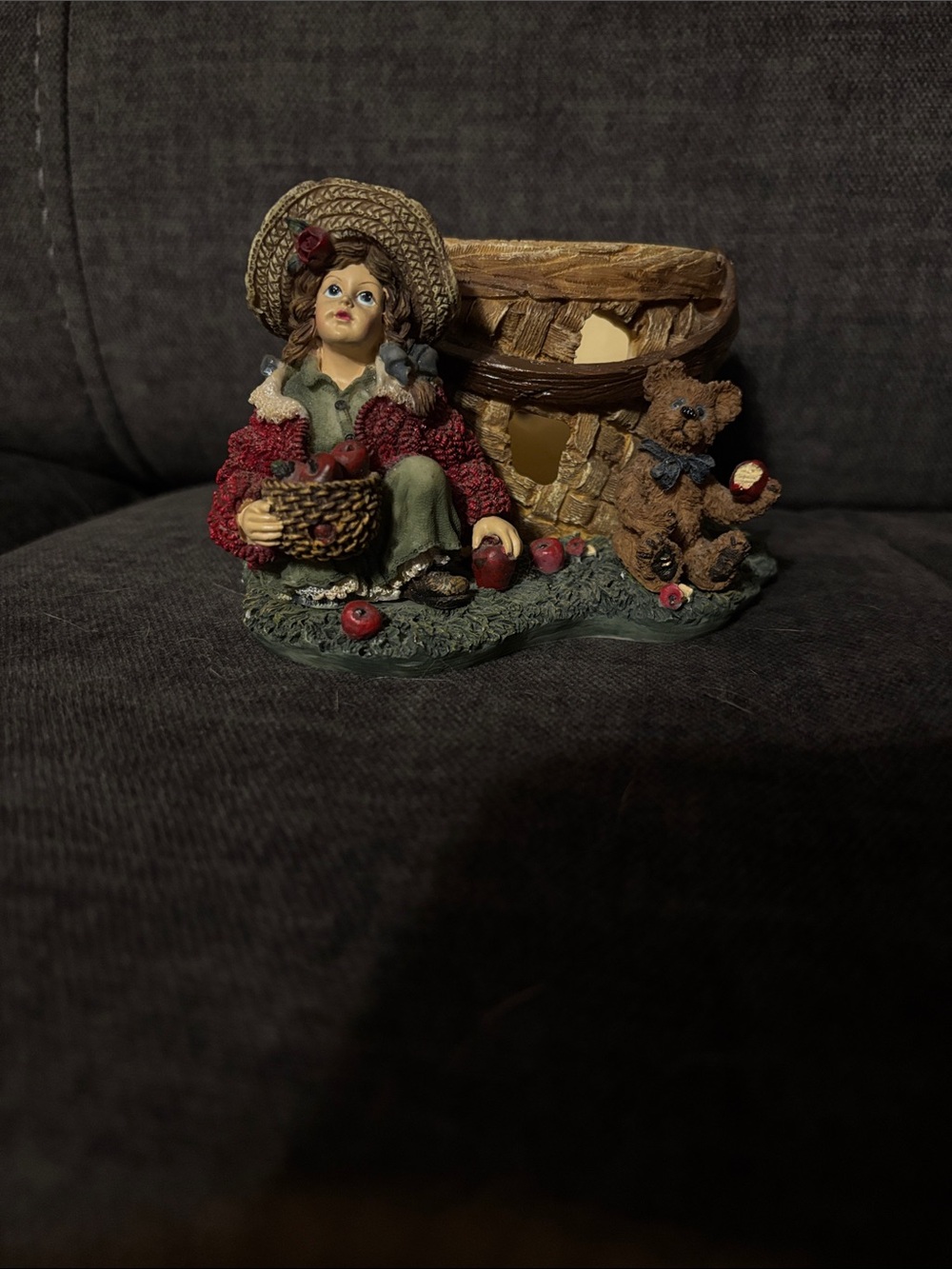 1999 Yesterday’s Child Boyds Bears Collection - “Gathering Apples” candle holder